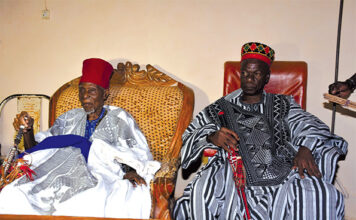 Saaba : le Goungha Naaba Sanem rend visite au Dim Tansoaba