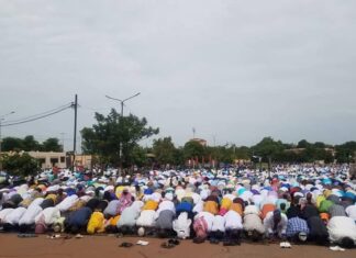 Fête de l’Aïd El Kebir : Les fidèles musulmans ont prié pour le retour de la paix