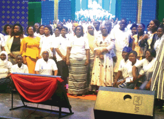 Entrepreneuriat digital : 50 femmes bénéficient de kits informatiques