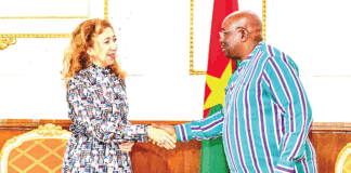 Transition au Burkina : le Premier ministre reçoit des partenaires clés