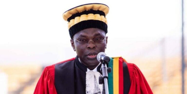 Bénin: le président de la Cour constitutionnelle Joseph Djogbénou démissionne