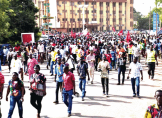 Dialogue avec les partenaires sociaux de la santé : des acquis engrangés, selon le ministre Robert Kargougou