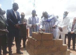 Soutien aux personnes vulnérables : le Premier ministre inaugure des infrastructures socio-collectives