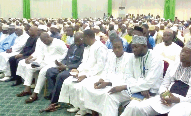 Discours islamique dans un contexte d’insécurité : plus de 700 imams et prédicateurs outillés