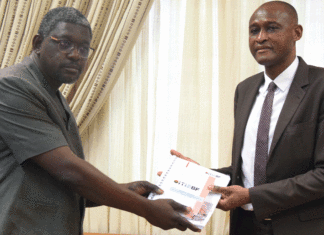 Transparence dans le secteur minier : le rapport ITIE 2020 remis au ministre de l’Economie