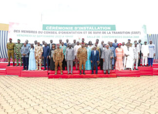 Conseil d’orientation et de suivi de la Transition : le président du Faso installe les quarante membres