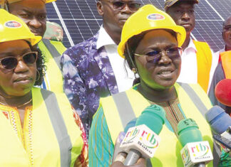Fourniture d’électricité : la ministre de l’Energie à la SONABEL et à la centrale solaire à Matourkou