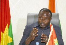 Lutte contre le terrorisme : le président Damiba invite la communauté burkinabè du Niger à s’impliquer