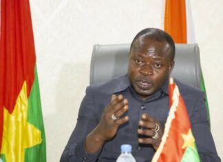 Lutte contre le terrorisme : le président Damiba invite la communauté burkinabè du Niger à s’impliquer