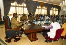 Réconciliation nationale : le Président du Faso échange avec les familles des victimes du 15 octobre 1987