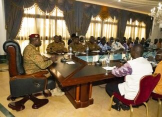 Réconciliation nationale : le Président du Faso échange avec les familles des victimes du 15 octobre 1987