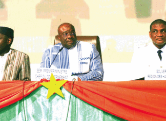 Lutte contre la radicalisation et l’extrémisme violent : le Premier ministre invite les leaders religieux de l’Ouest à unir les forces