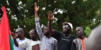 Supposée réunion des généraux à l’état-major : le capitaine Ibrahim Traoré ou rien, selon des manifestants