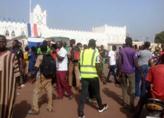 Manifestations à Bobo-Dioulasso : Des jeunes contre la reconduction de certains ministres de Damiba