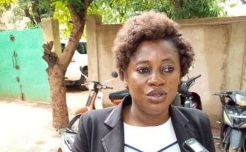 Mariam Ouédraogo des Editions Sidwaya : sacrée a nouveau meilleure journaliste du Burkina.