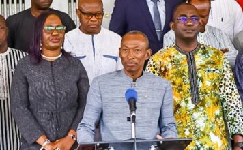 Transition au Burkina: « Si nous avons l’amour de notre peuple, il faut agir différemment », Premier ministre Me Kyelem de Tambèla