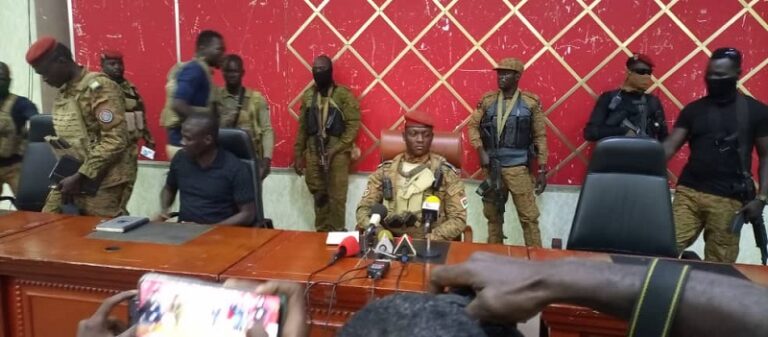 Burkina Faso : le capitaine Traoré maintient la rentrée des classes au lundi 03 octobre