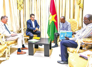 Gestion des crises sécuritaire et humanitaire : L’Union européenne apporte son soutien à la Transition