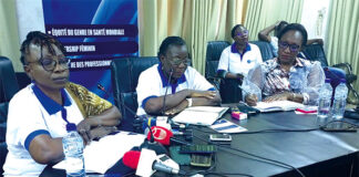 Cancers féminins : une vingtaine de journalistes sensibilisés