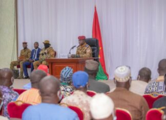 Lutte contre le terrorisme : le Chef de l’Etat appelle les VDP à l’union et au professionnalisme