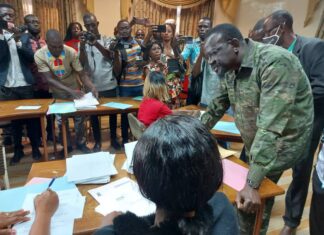 Luttre contre le terrorisme : Me Bénéwendé Sankara s’enrôle comme VDP