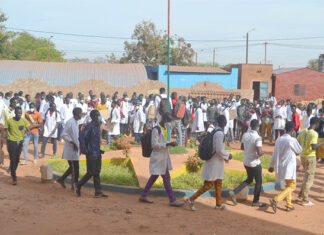 Université Nazi-Boni : des étudiants de l’INSSA réclament la suspension de certains textes