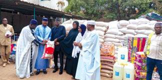 Femmes musulmanes du Burkina : des vivres offerts aux FDS, VDP et PDI