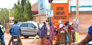 Education :des jeunes filles dans le piège de la mendicité