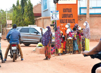 Education :des jeunes filles dans le piège de la mendicité
