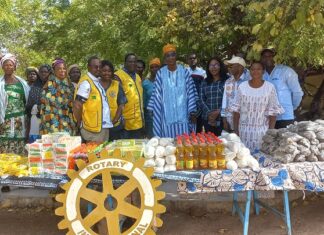 Rotary club Ouagadougou Savane : Un arbre de Noel organisé au profit des femmes défavorisées de Komsilga