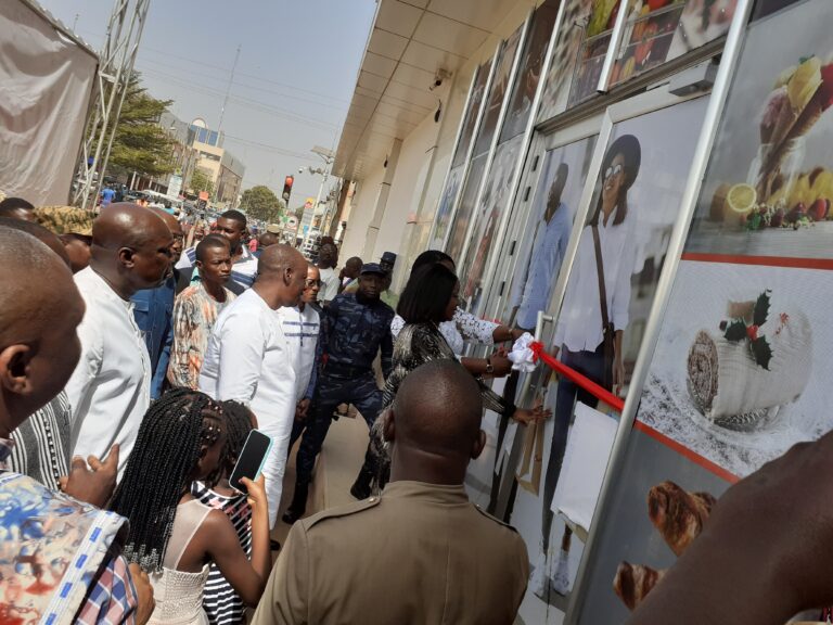 Liza Mall : Le centre commercial moderne du groupe EBOMAF ouvre ses portes