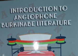 Littérature : le professeur André Kaboré a édité un livre d’anglais au profit des Burkinabè