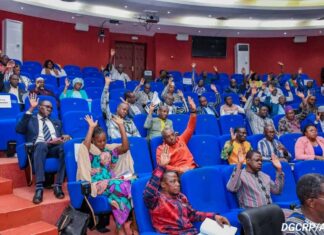ALT : Les députés ont adopté à l’unanimité le projet de loi instituant les Volontaires pour la défense de la patrie.