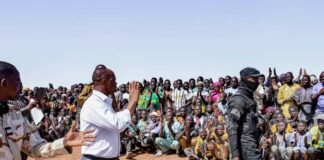 Lutte contre le terrorisme : le président de l’Assemblée législative de Transition encourage les éléments du détachement mixte et les VDP de Arbinda.