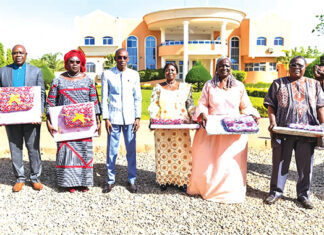 Primature : le personnel admis à la retraite honoré