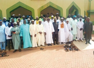 Fédération des associations islamiques du Burkina : le nouveau président, Oumarou Zoungrana, installé