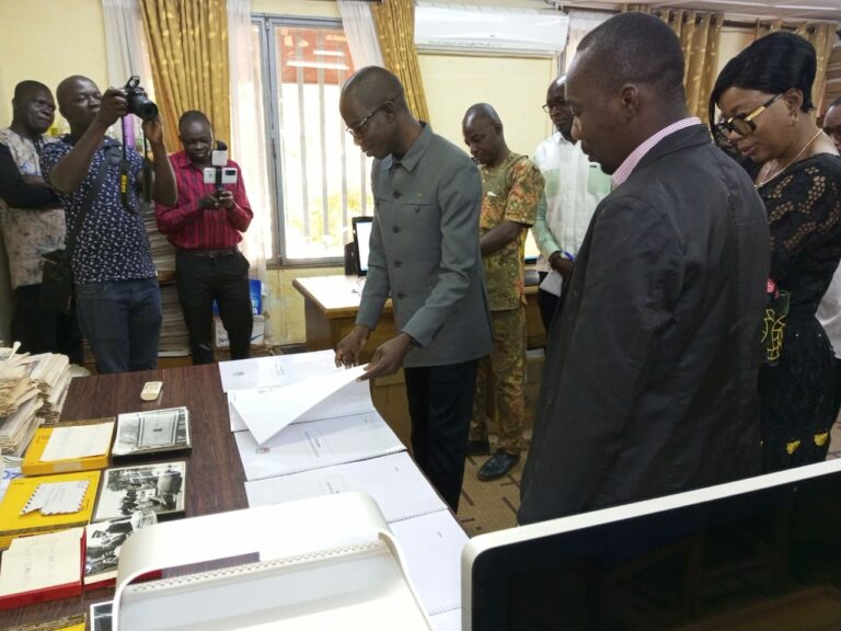Le Président du Conseil Supérieur de la Communication, Abdoulazize Bamogo aux Editions Sidwaya