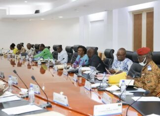 Lutte contre le terrorisme : les membres du gouvernement cèdent 5% de leurs salaires pour alimenter le fonds de soutien aux VDP