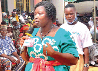 Education de la jeune fille dans les Cascades: quand les menstrues perturbent le cycle scolaire