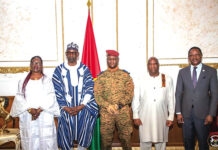 Sommet Burkina-Mali-Guinée : les ministres des Affaires étrangères reçus par le président de la Transition