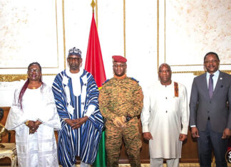 Sommet Burkina-Mali-Guinée : les ministres des Affaires étrangères reçus par le président de la Transition
