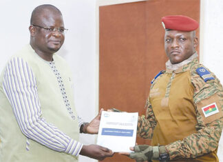 Commission électorale nationale indépendante : le chef de l’Etat reçoit le rapport 2021-2022