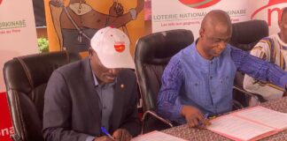 Burkina : La LONAB remet un chèque de 50 millions de FCFA pour la 28e édition du FESPACO