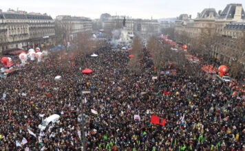 France : Plus d’un million de personnes manifestent dans la rue contre des réformes gouvernementales