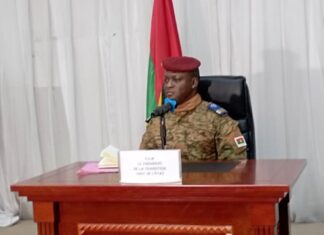 Le président de la Transition, Ibrahim Traoré échange avec les acteurs du monde rural