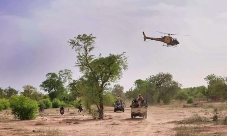 Sahel : des frappes aériennes de l’armée anéantissent des terroristes et leur logistique à Soum Bella (AIB)