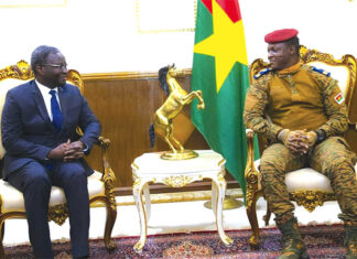 Situation économique dans l’espace UEMOA : le président de la Commission rend compte au chef de l’Etat