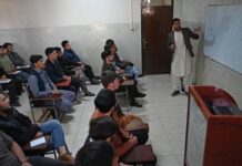 Afghanistan : Les hommes de retour à l’université, sans les femmes