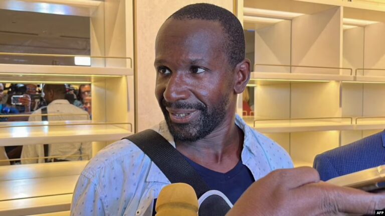 Sahel : Le journaliste français Olivier Dubois, enlevé depuis avril 2021, a été libéré