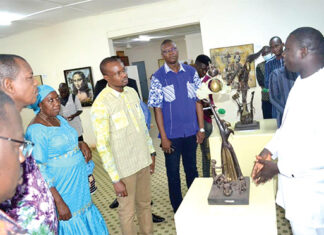 Mois du patrimoine burkinabè : le ministre en charge du tourisme au musée communal Sogossira Sanou